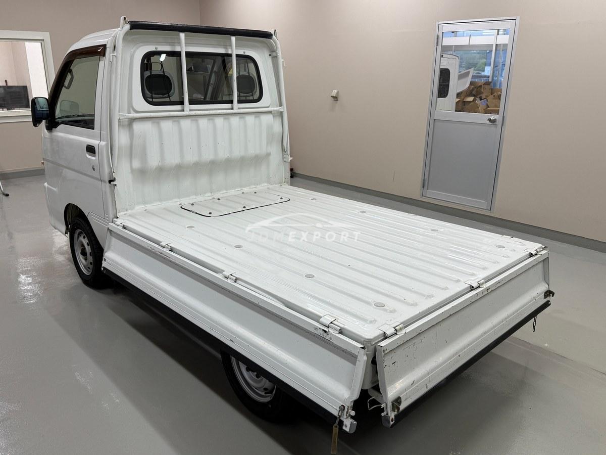 Daihatsu Hijet Truck 2000 thumbnail 11
