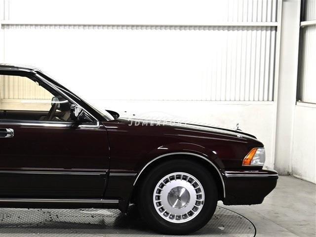 Nissan Cedric 1990 thumbnail 14