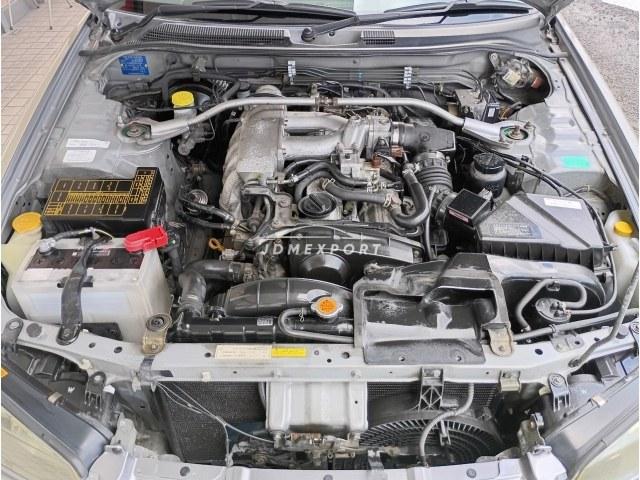Nissan Skyline 2000 thumbnail 7