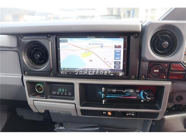 Toyota Land Cruiser 1992 thumbnail 9