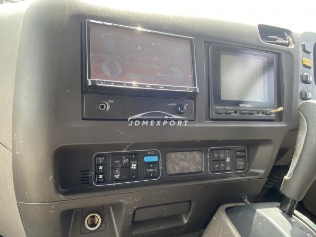 Mitsubishi Fuso Rosa Bus 2000 thumbnail 19