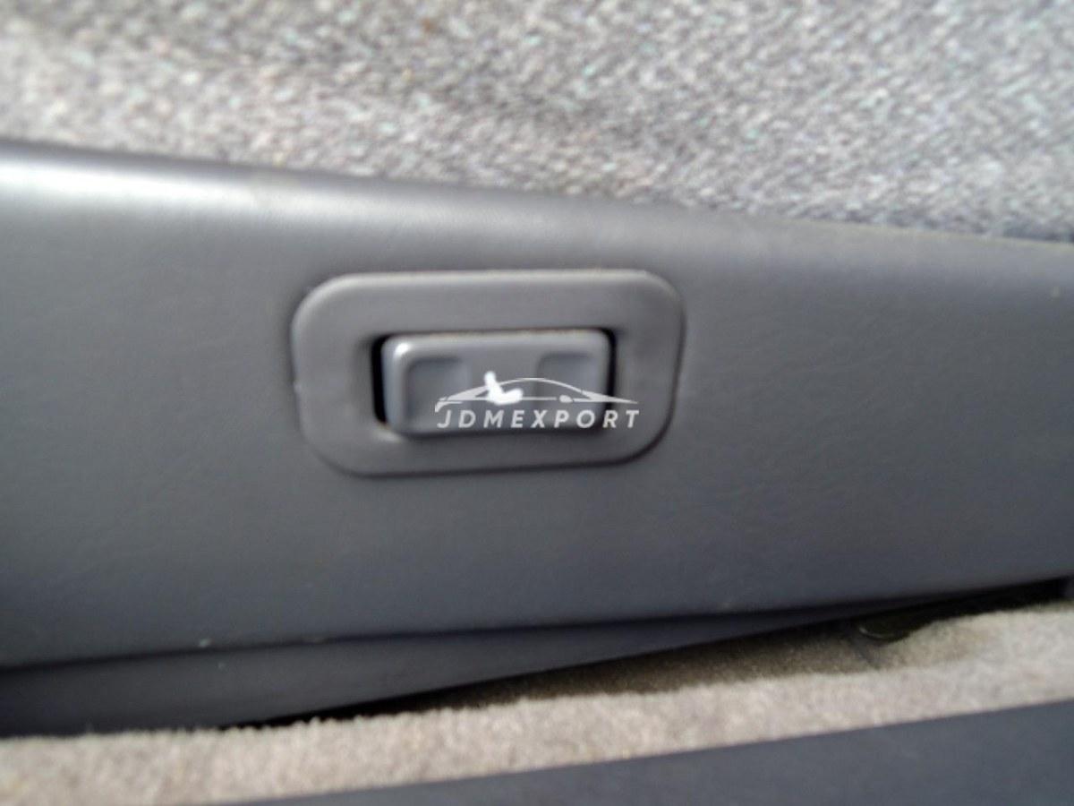 Nissan Gloria Sedan 1994 thumbnail 32