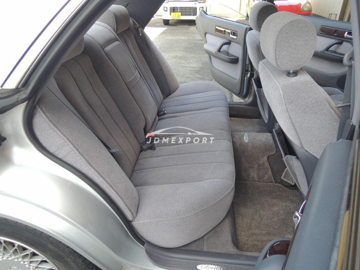 Nissan Gloria Sedan 1994 thumbnail 30