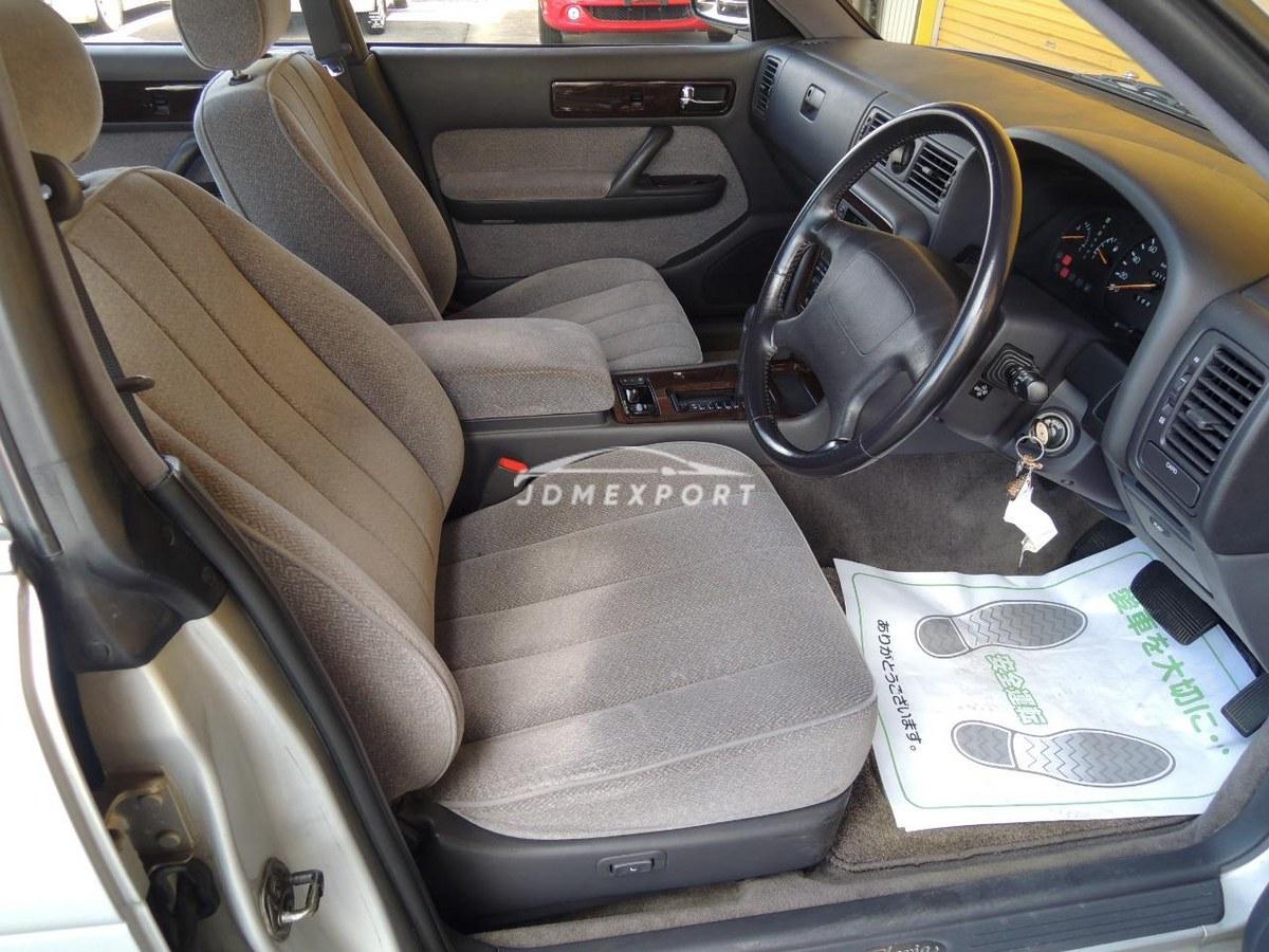 Nissan Gloria Sedan 1994 thumbnail 28