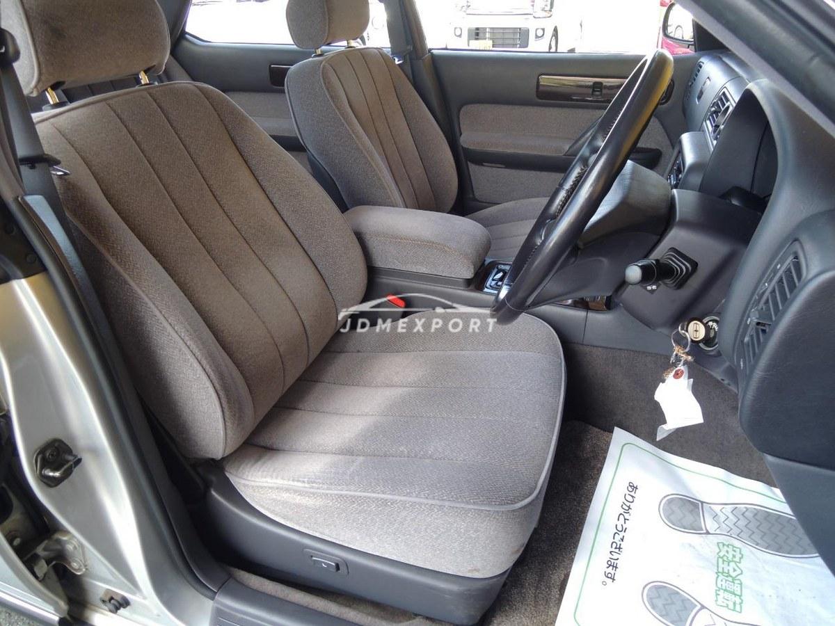 Nissan Gloria Sedan 1994 thumbnail 29