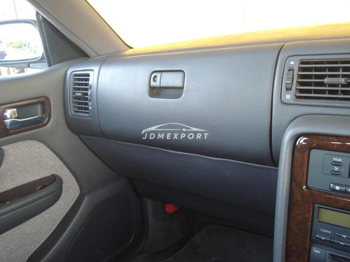 Nissan Gloria Sedan 1994 thumbnail 25