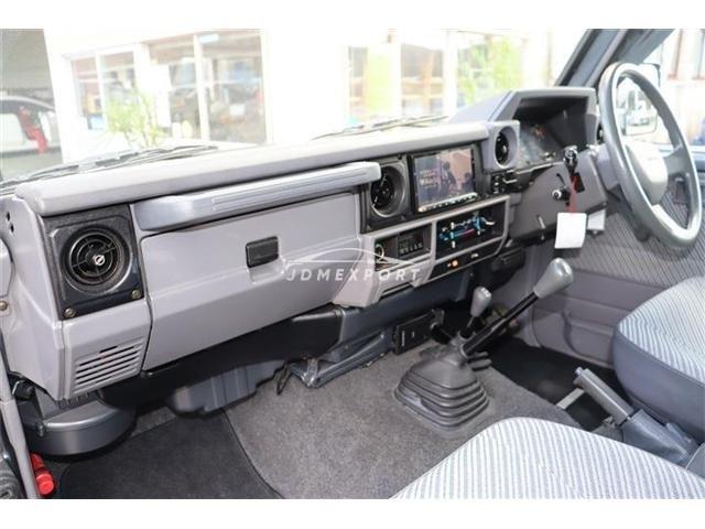 Toyota Land Cruiser 1992 thumbnail 7