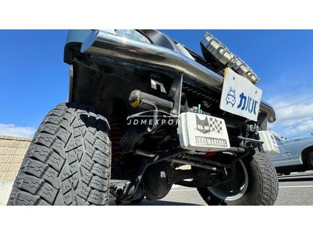 Suzuki Jimny 1997 thumbnail 8
