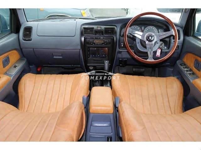 Toyota Hilux Surf 1999 thumbnail 3