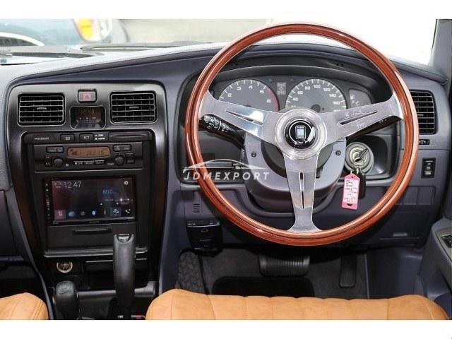 Toyota Hilux Surf 1999 thumbnail 12