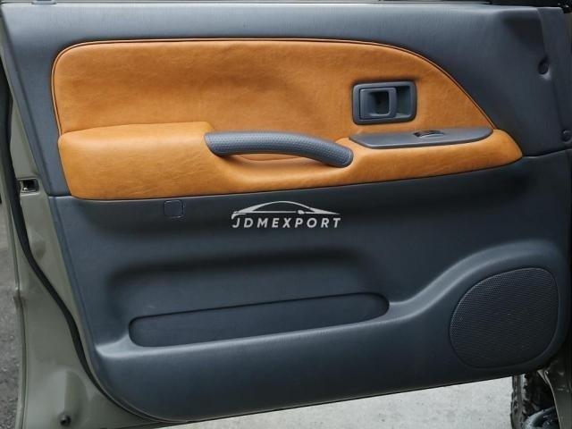 Toyota Land Cruiser Prado 2001 thumbnail 36