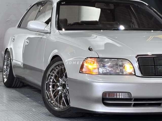 Toyota Crown Majesta 1993 thumbnail 2