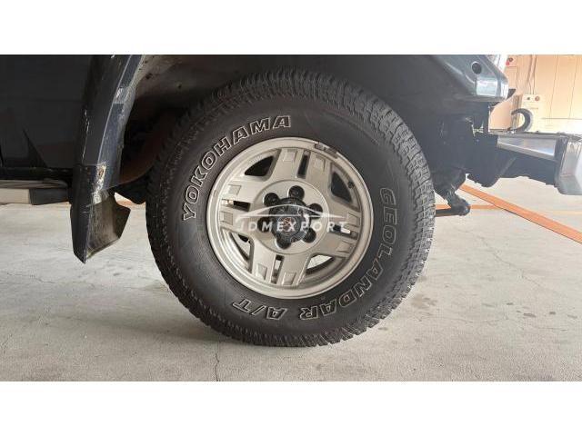 Toyota Land Cruiser 70 1995 thumbnail 8