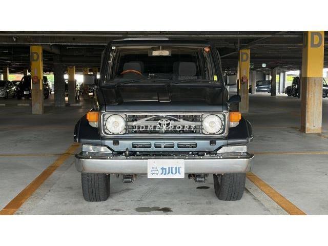 Toyota Land Cruiser 70 1995 thumbnail 2