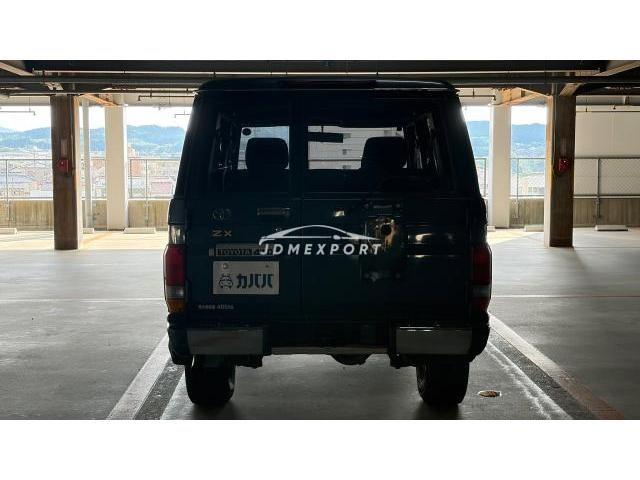 Toyota Land Cruiser 70 1995 thumbnail 4