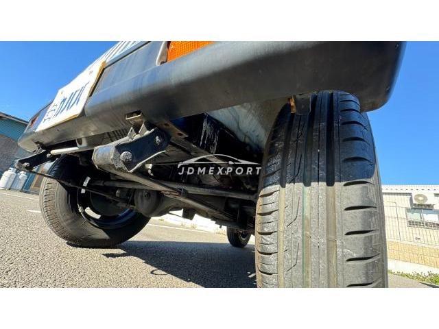Suzuki Jimny 1984 thumbnail 7