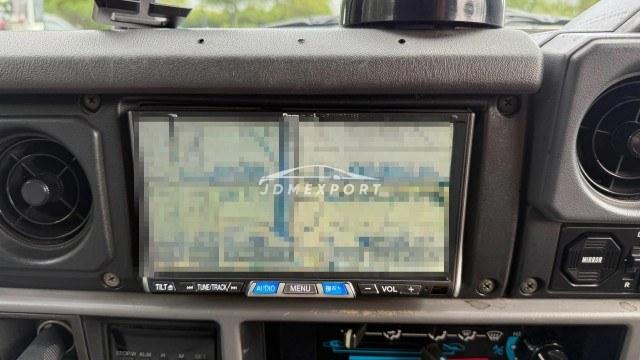 Toyota Land Cruiser 70 1992 thumbnail 5