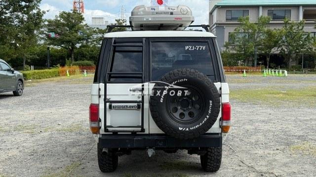 Toyota Land Cruiser 70 1992 thumbnail 2