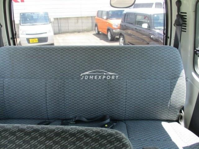 Toyota Hiace Wagon 2000 thumbnail 4