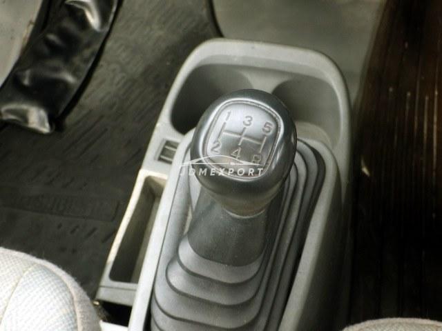 Mitsubishi Minicab Truck 2001 thumbnail 15