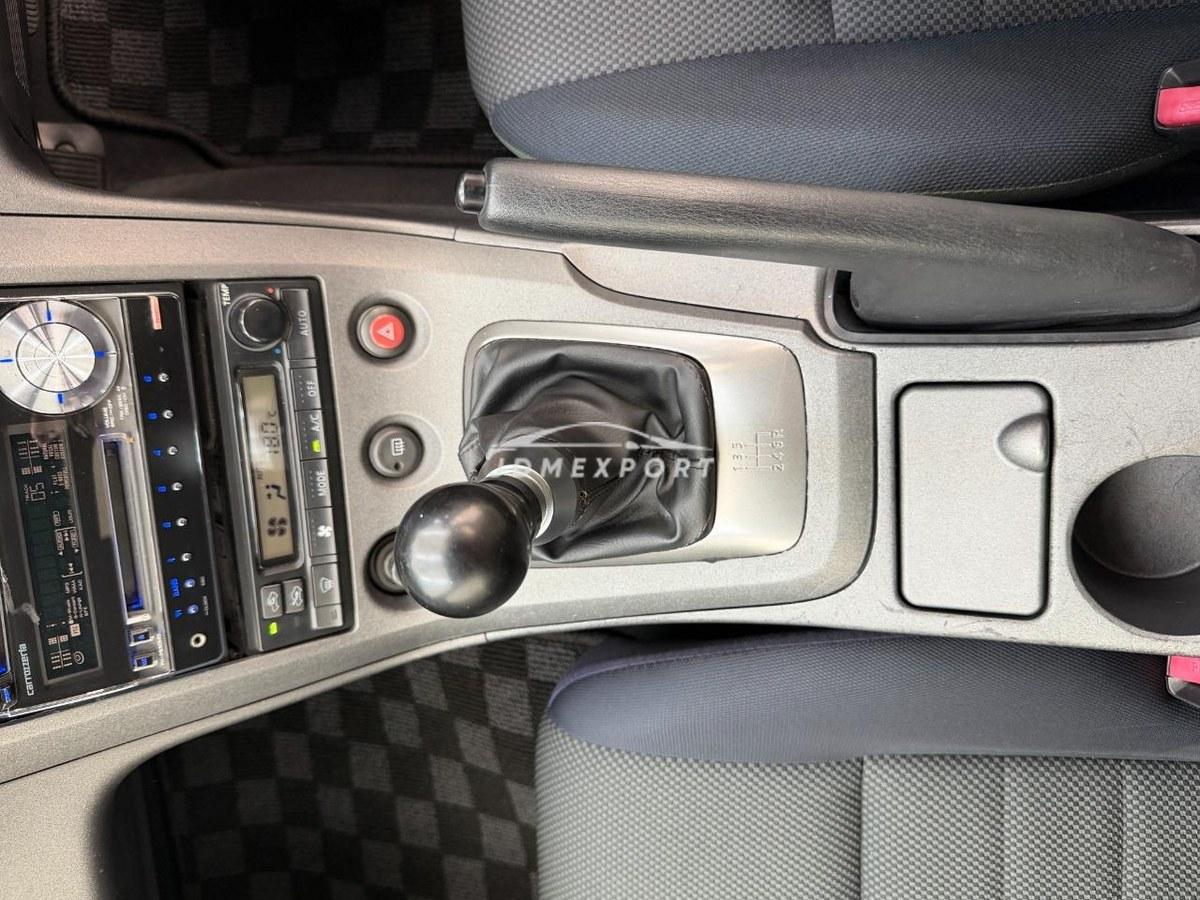 Nissan Silvia 1999 thumbnail 9