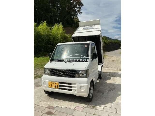Mitsubishi Minicab Truck 2001