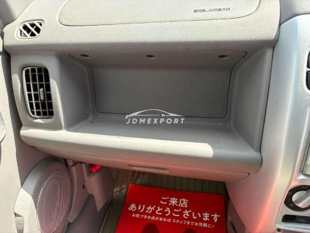 Nissan Cube 2001 thumbnail 35