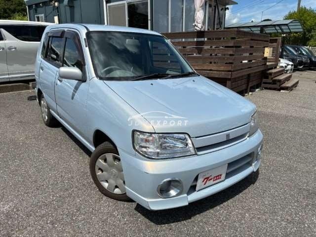 Nissan Cube 2001