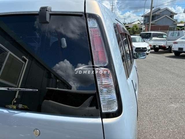 Nissan Cube 2001 thumbnail 34