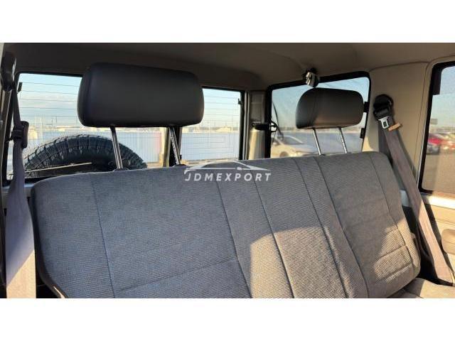 Toyota Land Cruiser 70 2002 thumbnail 7