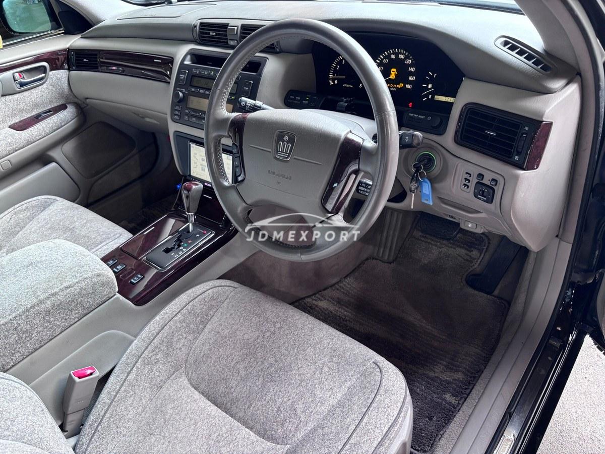Toyota Crown Majesta 2002 thumbnail 37