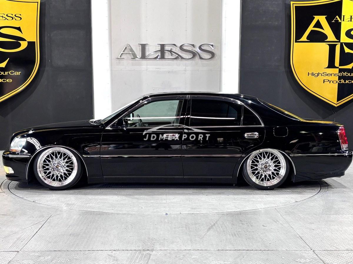 Toyota Crown Majesta 2002 thumbnail 5