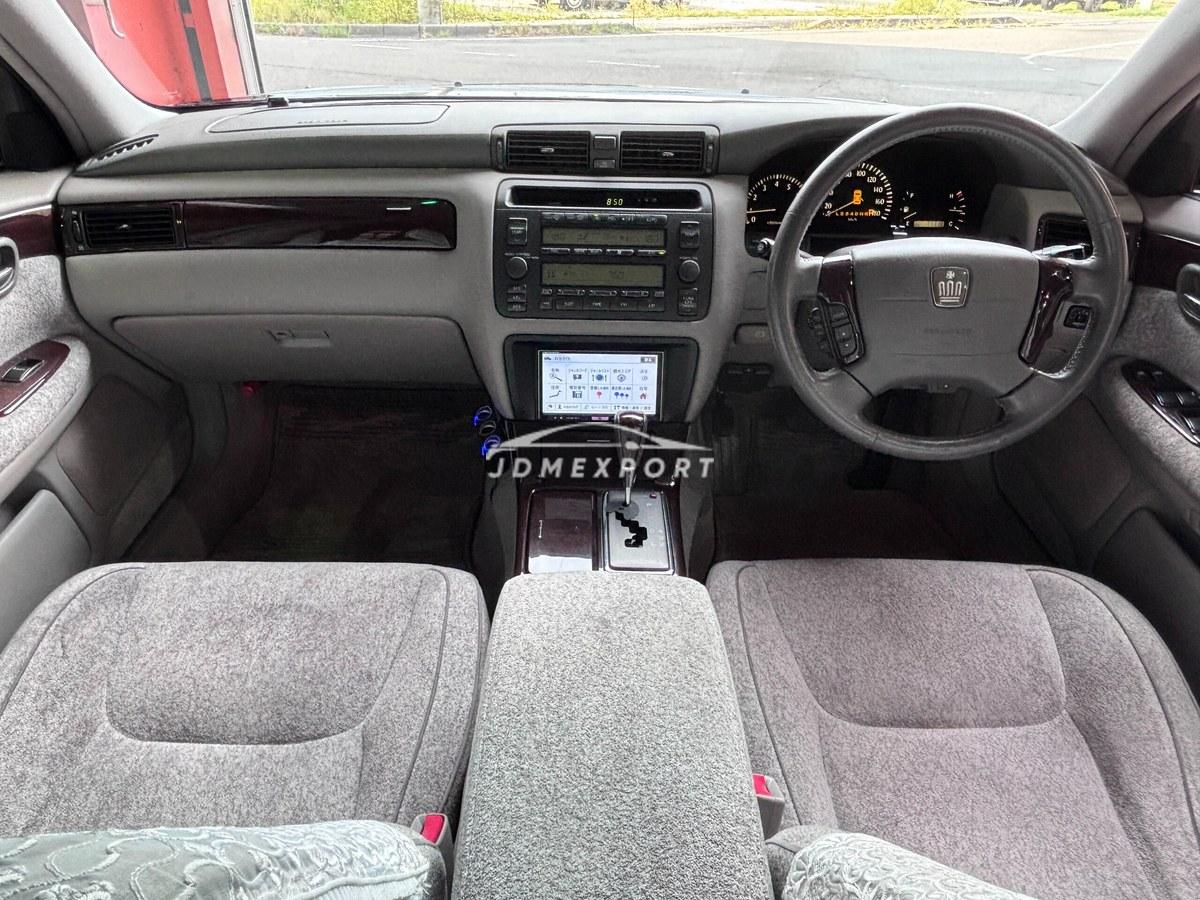Toyota Crown Majesta 2002 thumbnail 18
