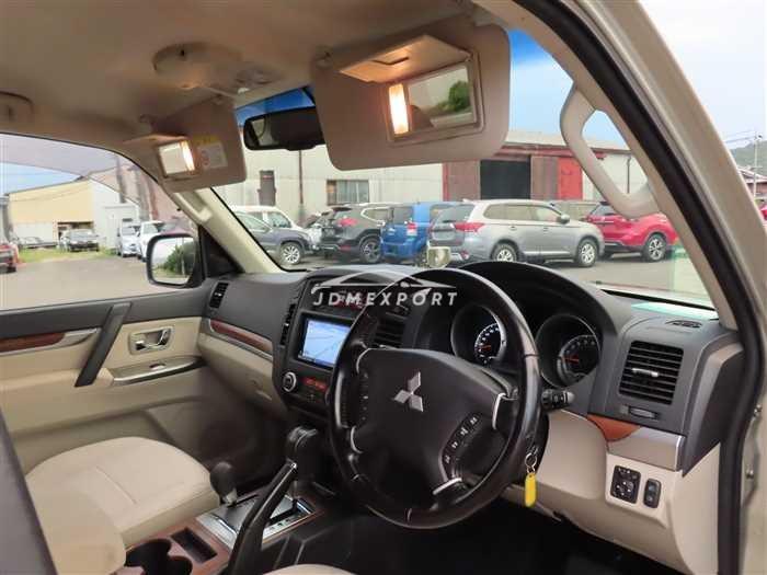Mitsubishi Pajero thumbnail 14
