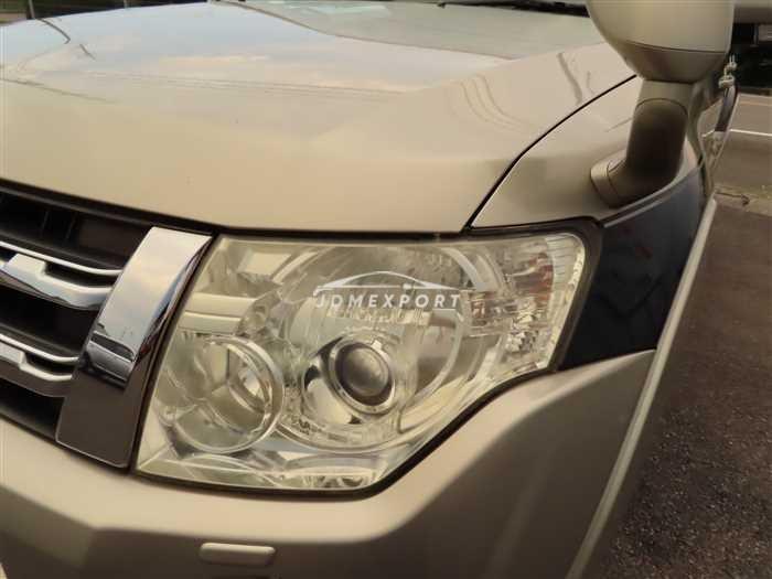 Mitsubishi Pajero thumbnail 12