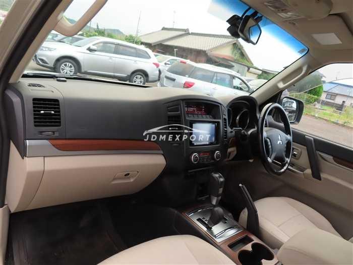 Mitsubishi Pajero thumbnail 15