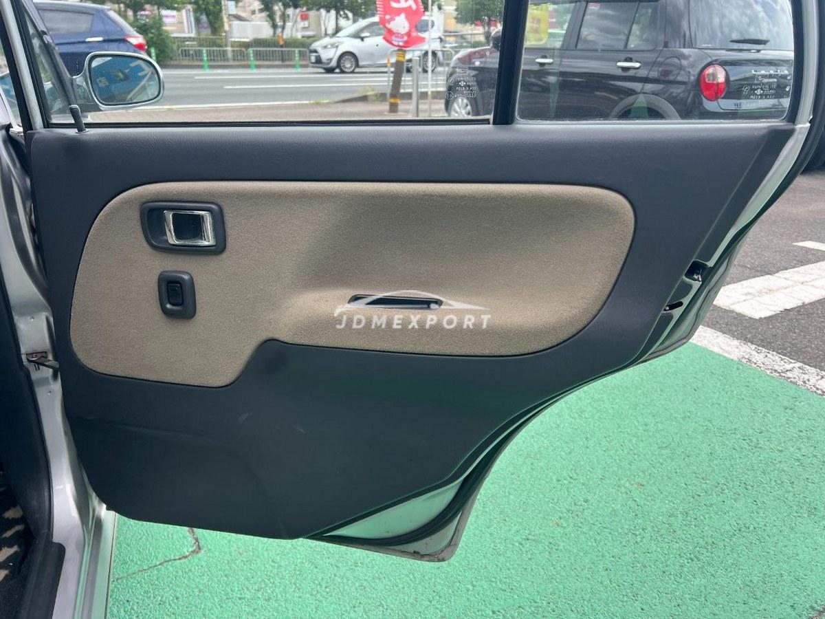 Daihatsu Mira Gino 2001 thumbnail 33