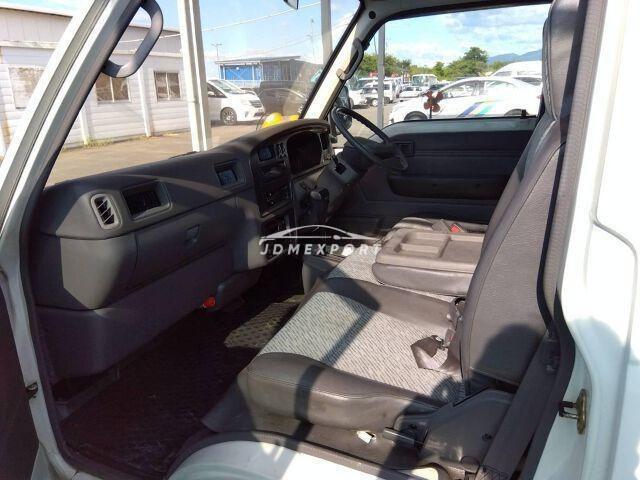Nissan Homy Van 1997 thumbnail 3