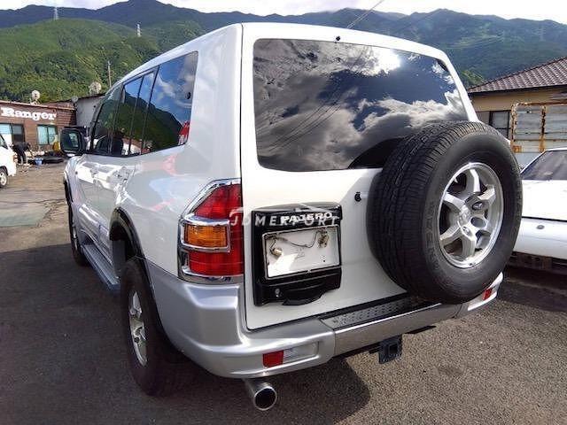 Mitsubishi Pajero 1999 thumbnail 2