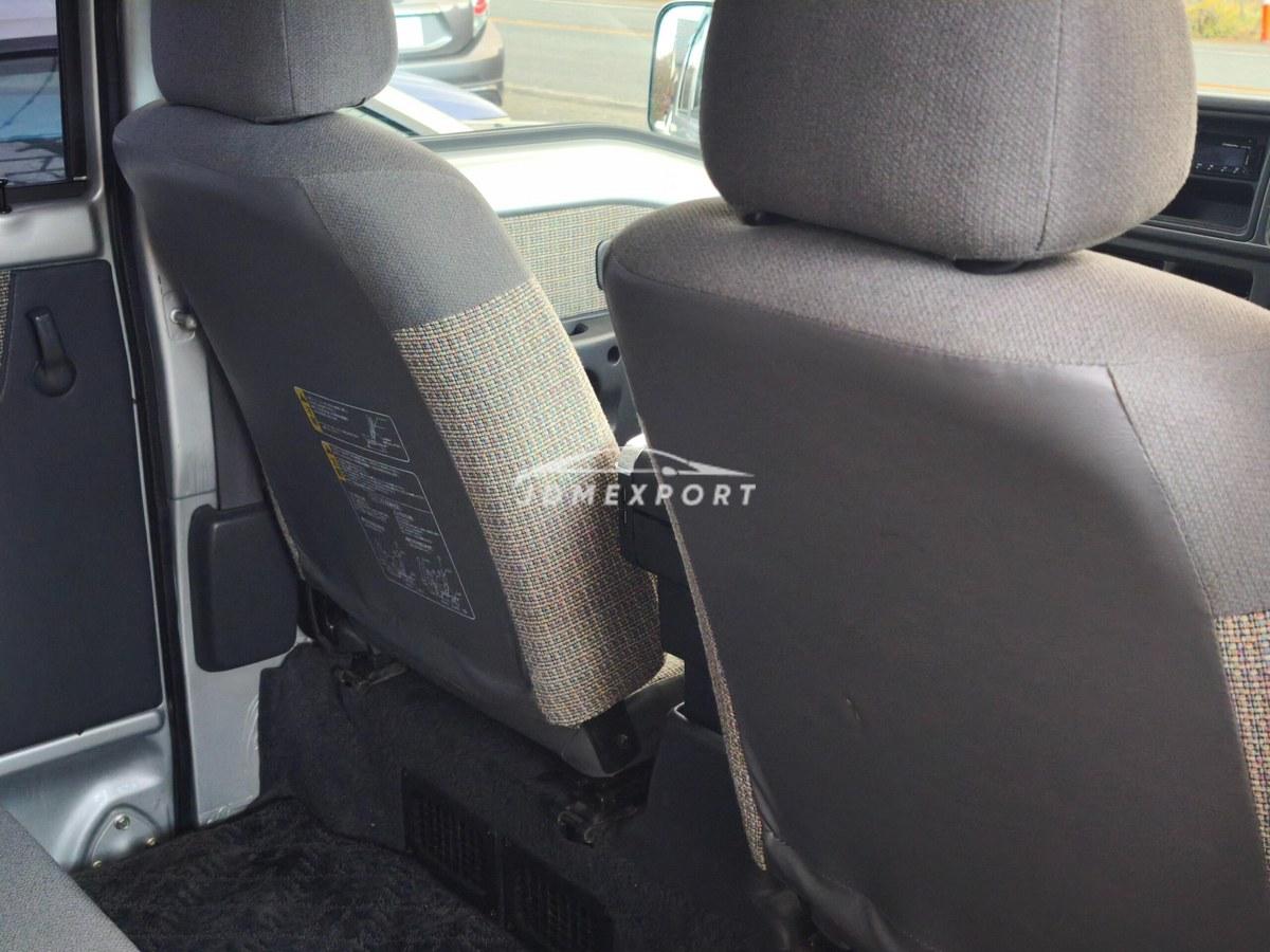 Subaru Sambar Dias Van 2000 thumbnail 12