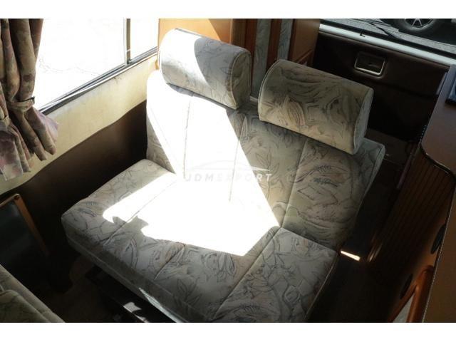 Toyota Grand Hiace 2002 thumbnail 7