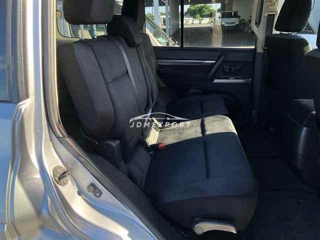Mitsubishi Pajero thumbnail 9