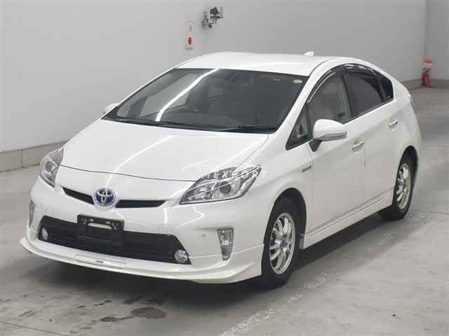 Toyota Prius thumbnail 5