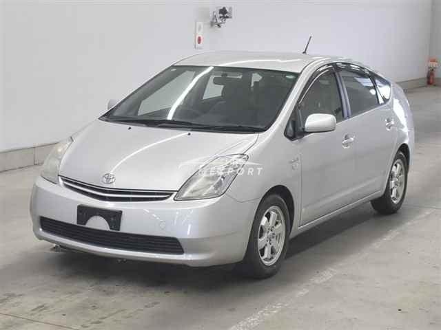 Toyota Prius thumbnail 5