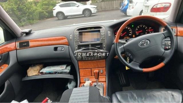 Toyota Celsior 2001 thumbnail 3