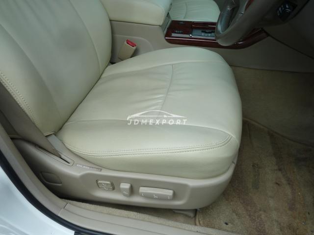 Toyota Crown Majesta 2001 thumbnail 7