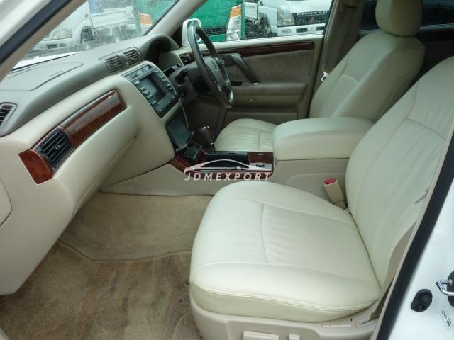 Toyota Crown Majesta 2001 thumbnail 6