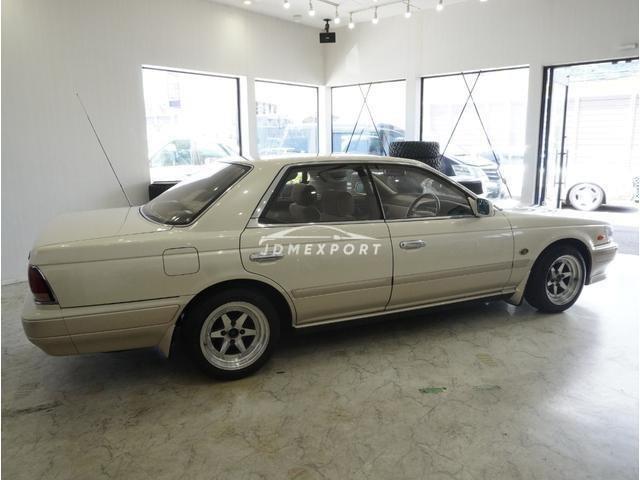 Nissan Laurel 1991 thumbnail 3
