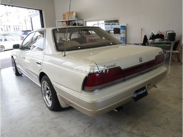 Nissan Laurel 1991 thumbnail 17
