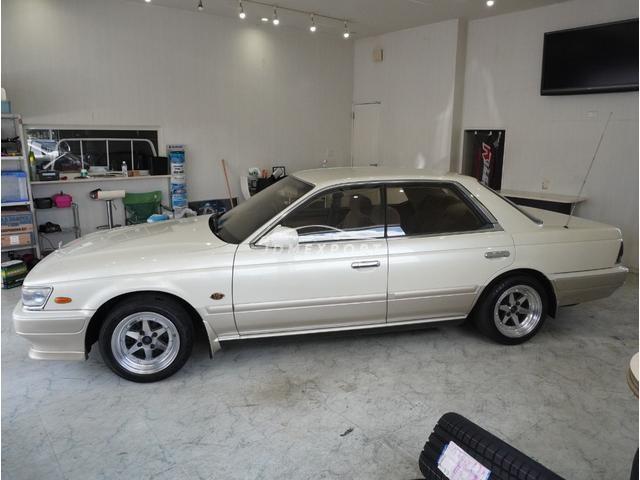 Nissan Laurel 1991 thumbnail 4